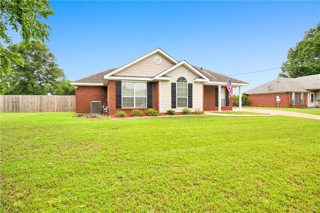 10729 Southern Oaks Court, Grand Bay, AL 36541