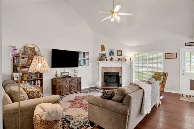10729 Southern Oaks Court, Grand Bay, AL 36541