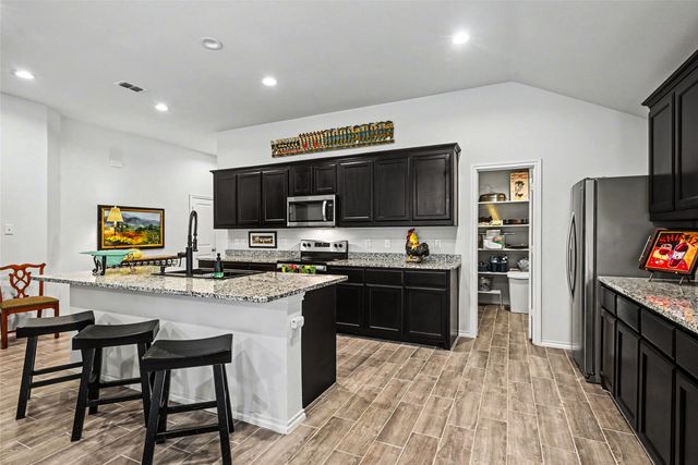 5808 Brookville Drive, Fort Worth, TX 76179