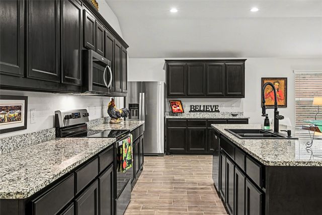 5808 Brookville Drive, Fort Worth, TX 76179