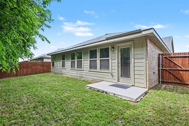5808 Brookville Drive, Fort Worth, TX 76179
