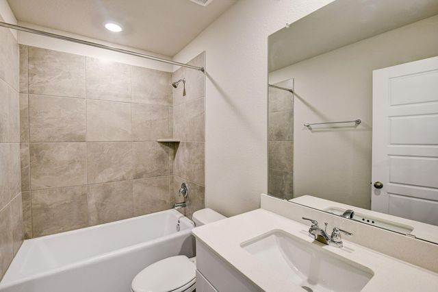 1721 Succotash Oak Court, Conroe, TX 77304