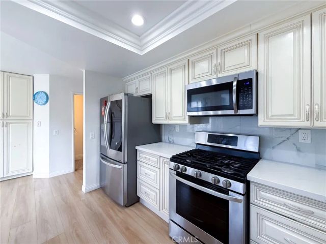 33 Wildflower Place, Phillips Ranch, CA 91766