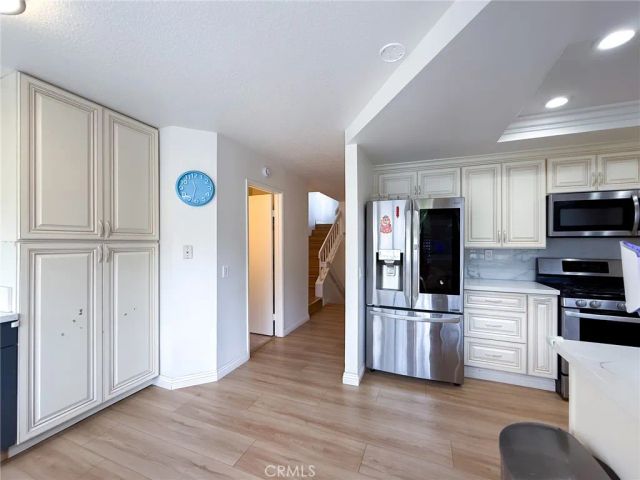 33 Wildflower Place, Phillips Ranch, CA 91766