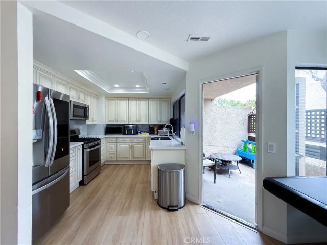 33 Wildflower Place, Phillips Ranch, CA 91766