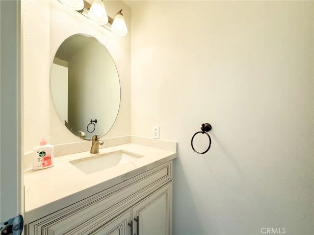 33 Wildflower Place, Phillips Ranch, CA 91766