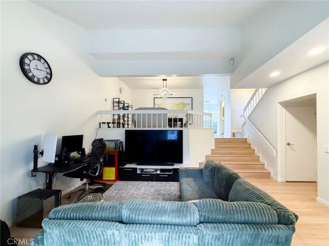33 Wildflower Place, Phillips Ranch, CA 91766