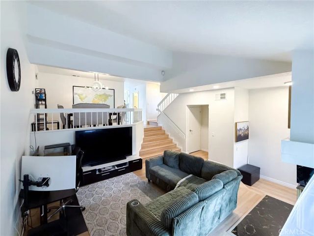 33 Wildflower Place, Phillips Ranch, CA 91766