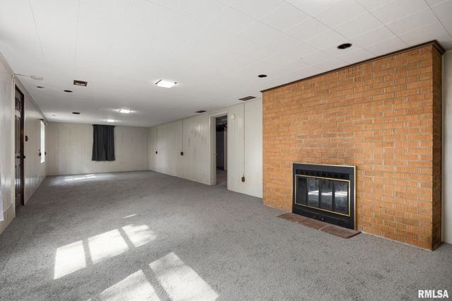 6 FOSTER Court, Bartonville, IL 61607
