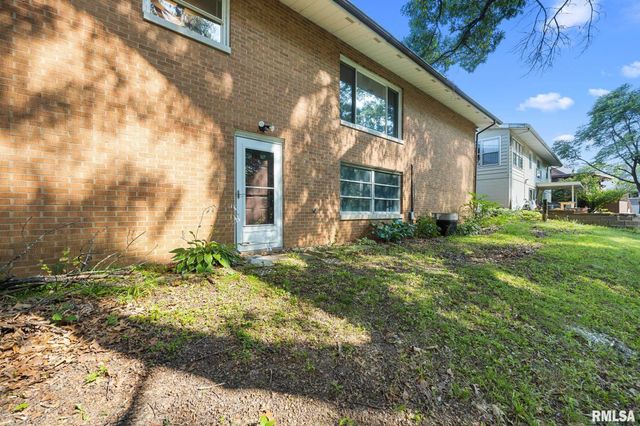 6 FOSTER Court, Bartonville, IL 61607