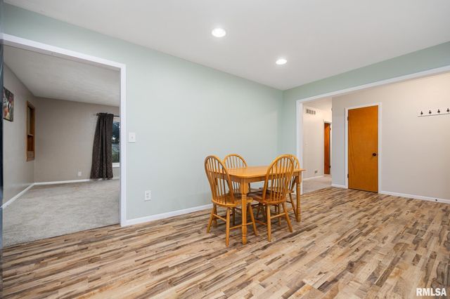 6 FOSTER Court, Bartonville, IL 61607