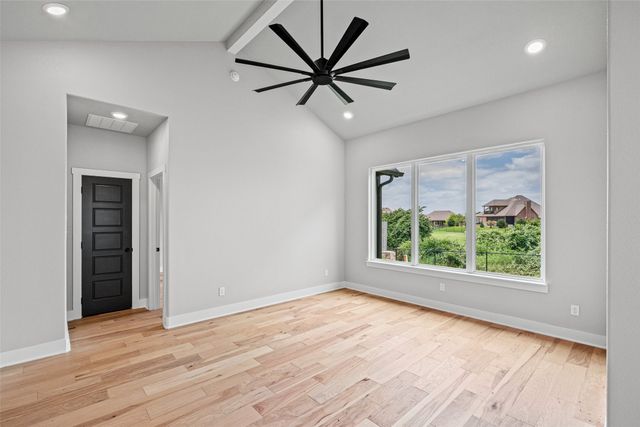 1012 Mustang Trail, Granbury, TX 76049