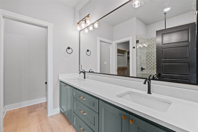 1012 Mustang Trail, Granbury, TX 76049