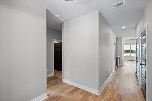 1012 Mustang Trail, Granbury, TX 76049