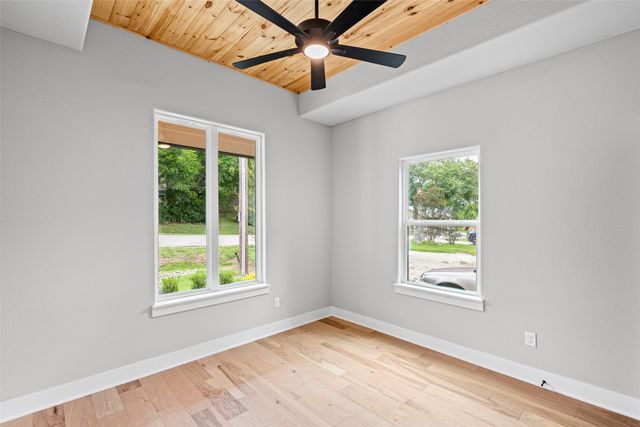 1012 Mustang Trail, Granbury, TX 76049