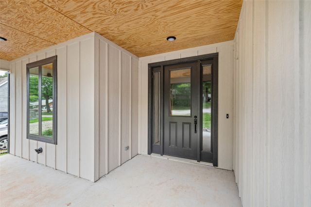 1012 Mustang Trail, Granbury, TX 76049