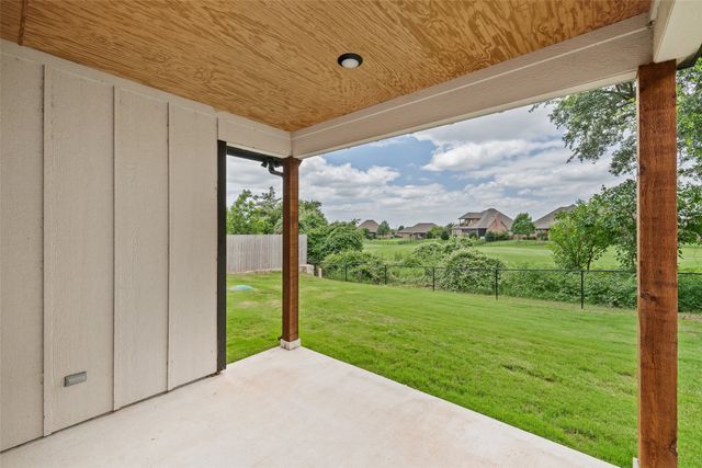 1012 Mustang Trail, Granbury, TX 76049