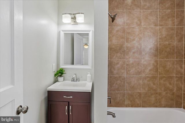 10812 NEWPORT MILL RD, Kensington, MD 20895