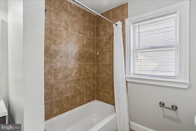 10812 NEWPORT MILL RD, Kensington, MD 20895