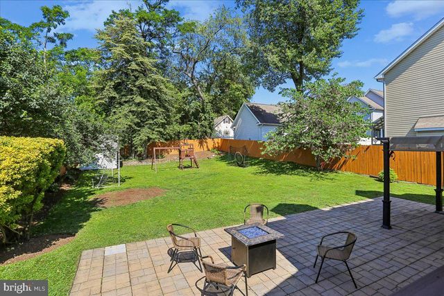 10812 NEWPORT MILL RD, Kensington, MD 20895