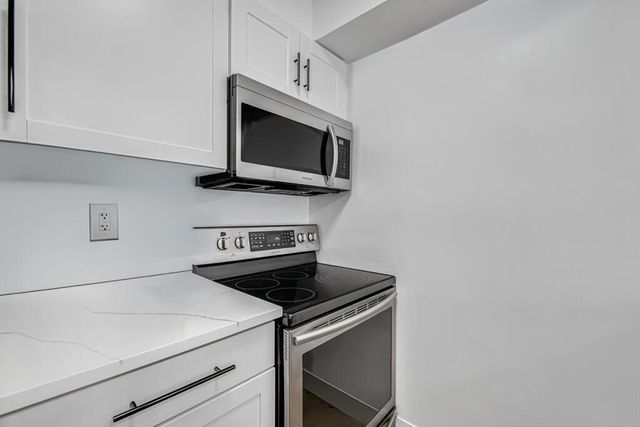 6043 10th Avenue N 129, Greenacres, FL 33463