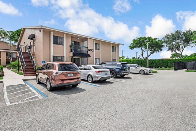 6043 10th Avenue N 129, Greenacres, FL 33463