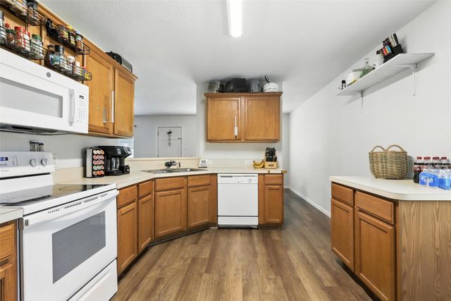6204 Kelly Drive, Granbury, TX 76048