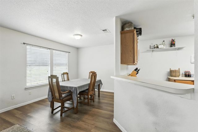 6204 Kelly Drive, Granbury, TX 76048