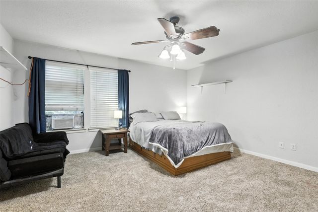6204 Kelly Drive, Granbury, TX 76048