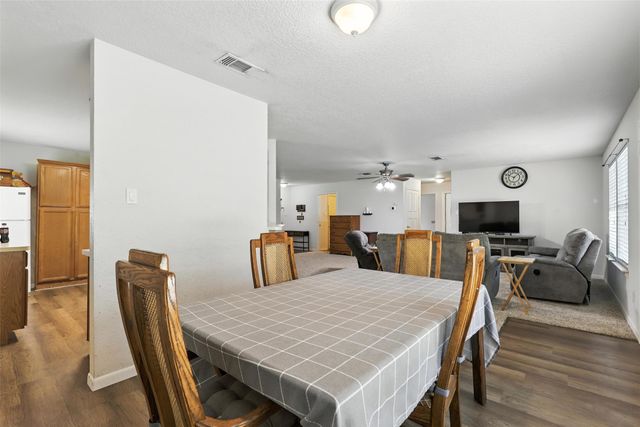 6204 Kelly Drive, Granbury, TX 76048