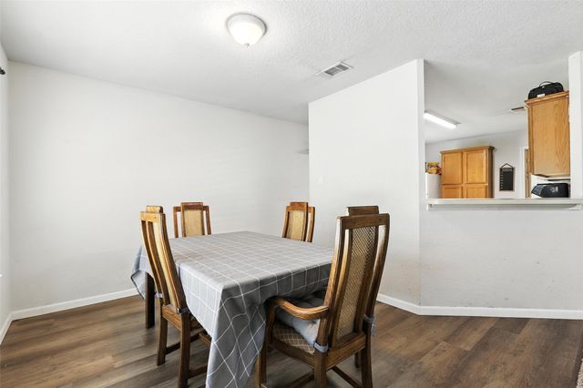 6204 Kelly Drive, Granbury, TX 76048