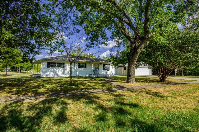 104 Cole Street, Ladonia, TX 75449