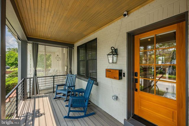 3823 BENTON ST NW, Washington, DC 20007