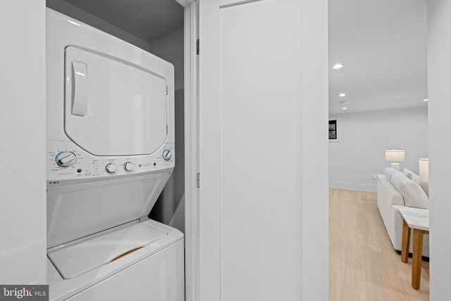 3823 BENTON ST NW, Washington, DC 20007