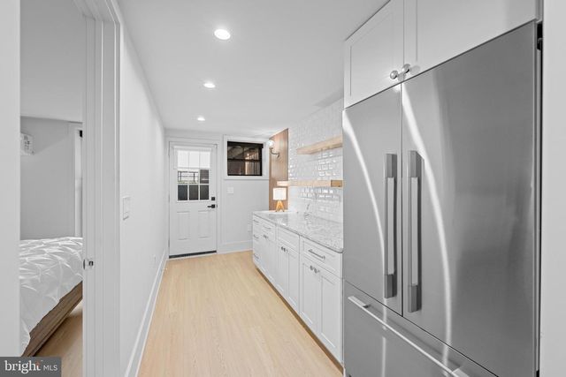 3823 BENTON ST NW, Washington, DC 20007