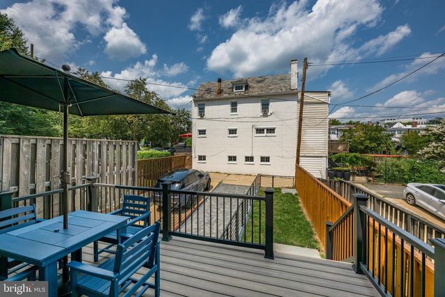 3823 BENTON ST NW, Washington, DC 20007