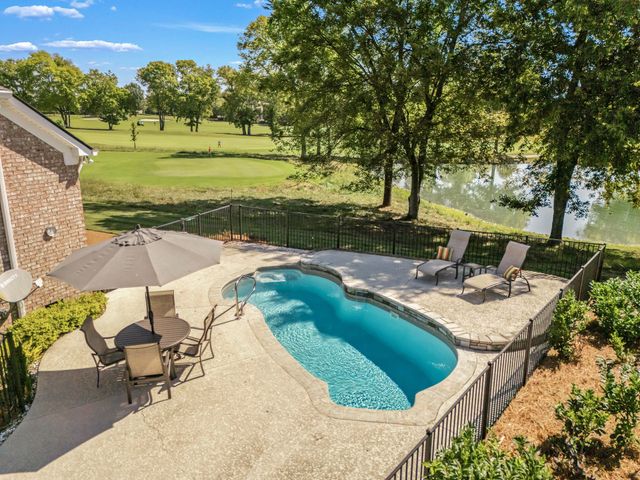 1191 Adelicia Hayes Ct, Gallatin, TN 37066