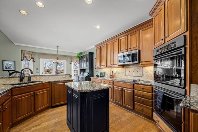 1191 Adelicia Hayes Ct, Gallatin, TN 37066