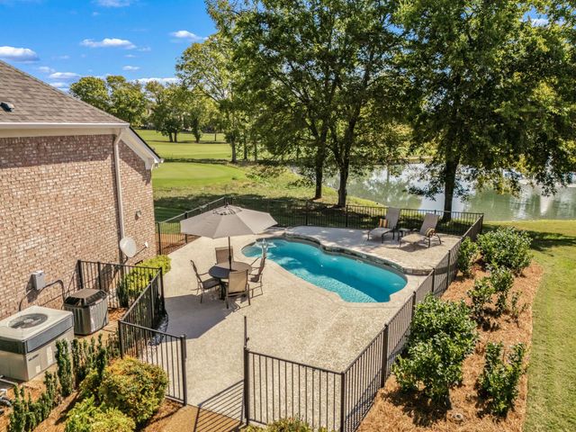 1191 Adelicia Hayes Ct, Gallatin, TN 37066