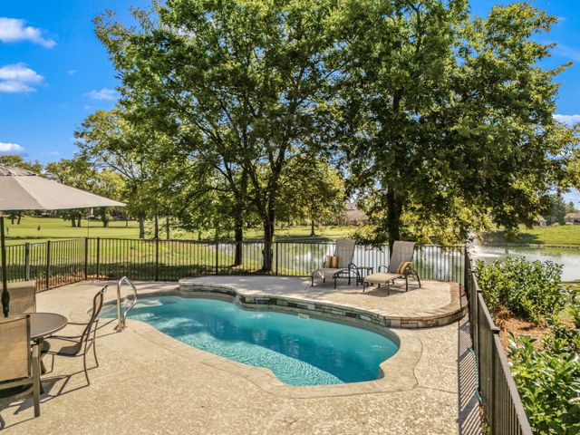 1191 Adelicia Hayes Ct, Gallatin, TN 37066