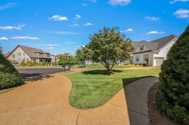 1191 Adelicia Hayes Ct, Gallatin, TN 37066