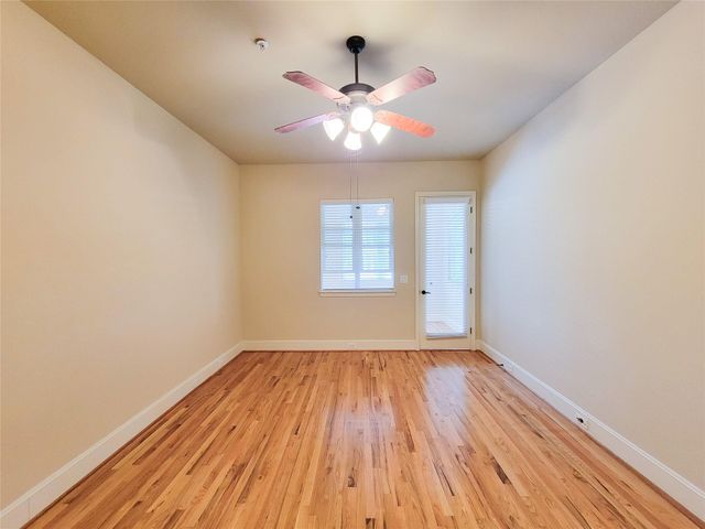 58 Briar Hollow Lane 408, Houston, TX 77027