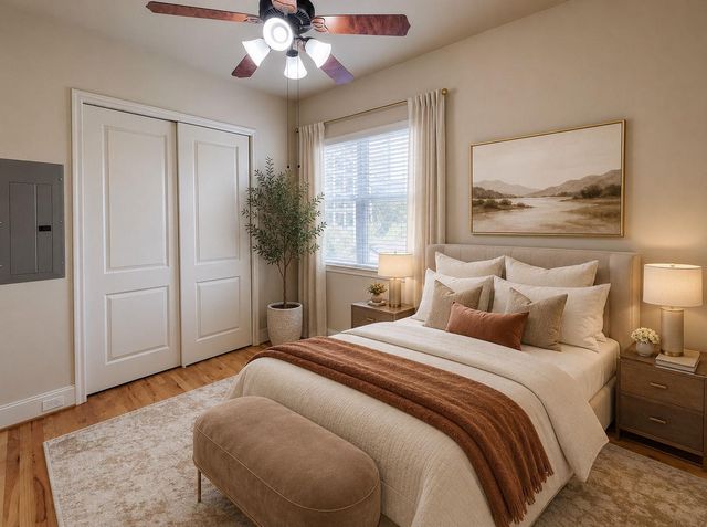 58 Briar Hollow Lane 408, Houston, TX 77027