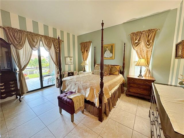 1320 SW 31st TER, Cape Coral, FL 33914