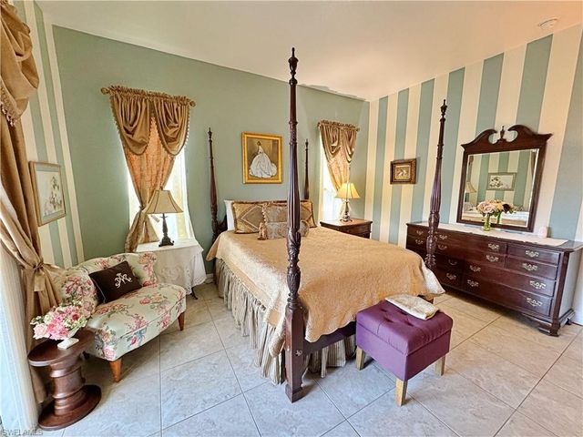 1320 SW 31st TER, Cape Coral, FL 33914