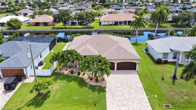 1320 SW 31st TER, Cape Coral, FL 33914
