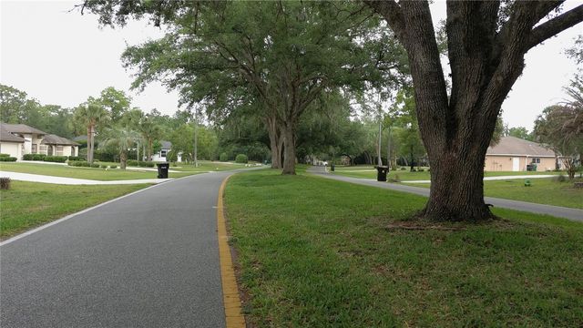 116 S OAK VILLAGE BOULEVARD, Homosassa, FL 34446