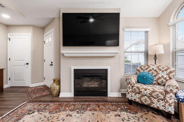 3815 Mill Stream Drive, Hilliard, OH 43026