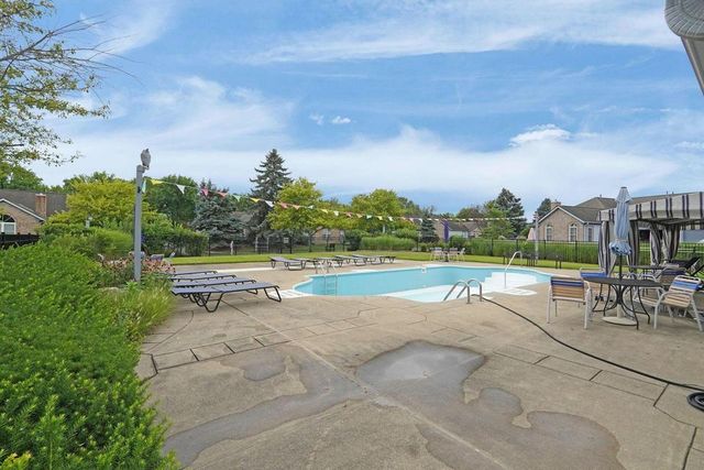 3815 Mill Stream Drive, Hilliard, OH 43026