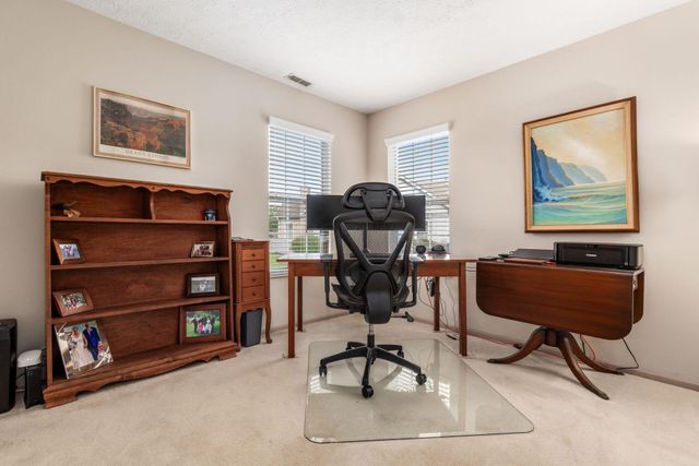 3815 Mill Stream Drive, Hilliard, OH 43026